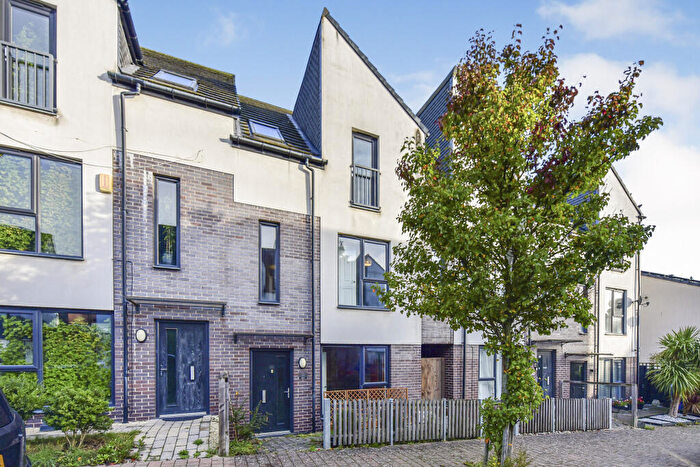 4 Bedroom Terraced House For Sale In Brearley Drive, Sheffield, S5