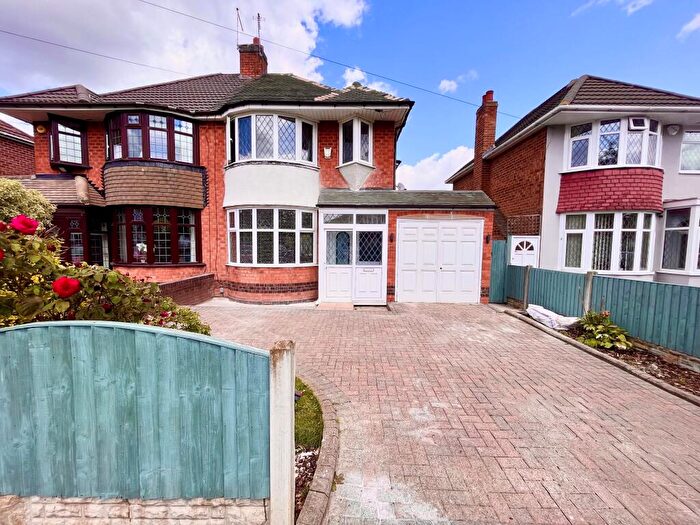 3 Bedroom Semi-Detached House To Rent In Bentley Road, Castle Bromwich, B36