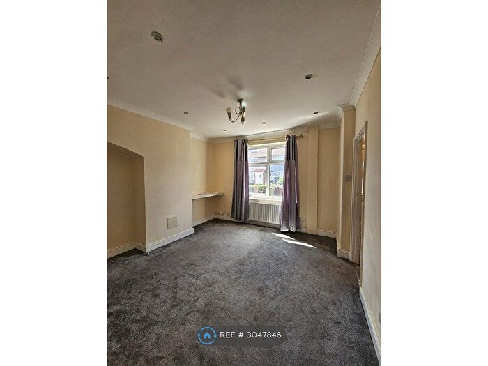2 Bedroom Terraced House To Rent In Coombs Road, Dagenham, RM9