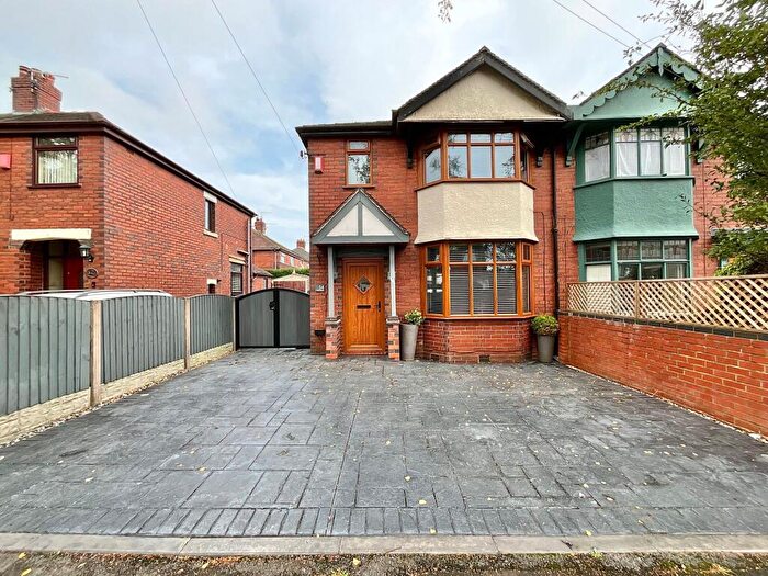 3 Bedroom Semi-Detached House For Sale In Kelvin Avenue, Stoke-On-Trent, ST1