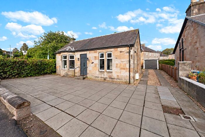 3 Bedroom Bungalow For Sale In Glasgow Road, Strathaven, ML10