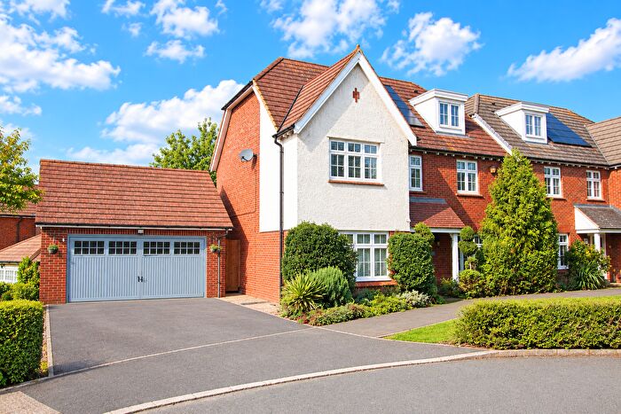 5 Bedroom Detached House For Sale In Manor Road, Kettering, NN15