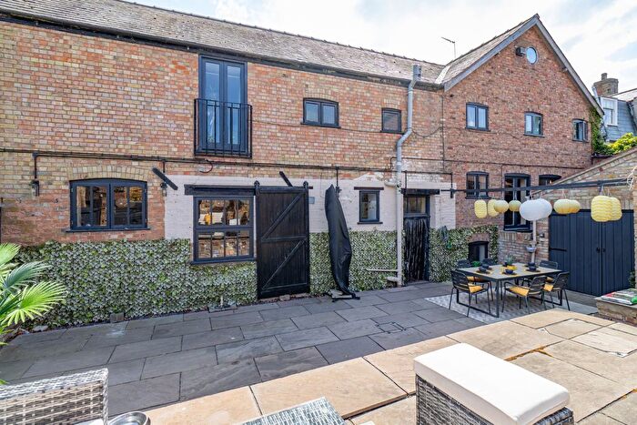 6 Bedroom End Of Terrace House For Sale In High Street, Stoke Ferry, King's Lynn, Norfolk, PE33