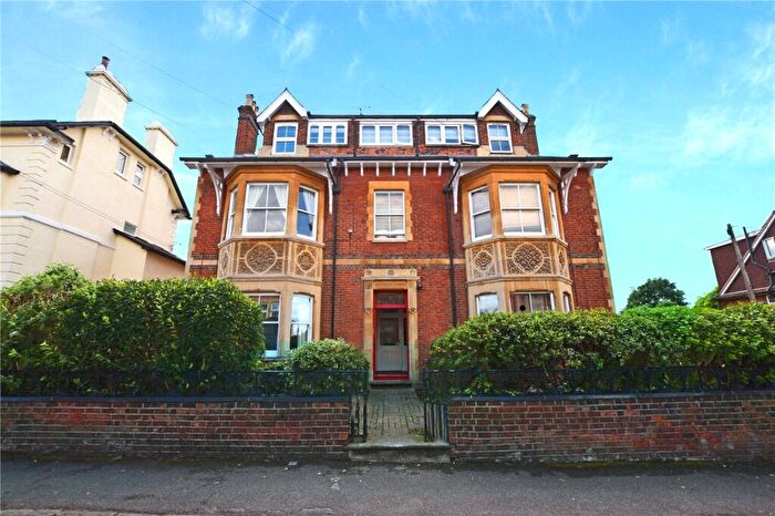 1 Bedroom Flat To Rent In Milman Road, Reading, Berkshire, RG2
