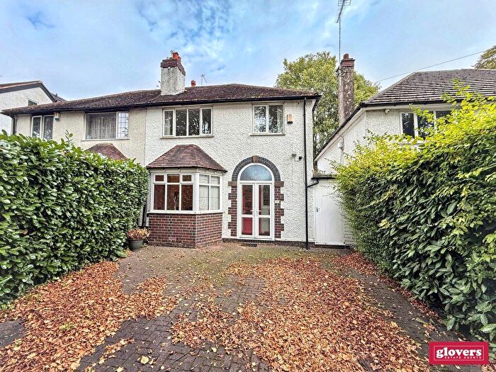 3 Bedroom Semi-Detached House For Sale In Blenheim Road, Moseley, Birmingham, B13