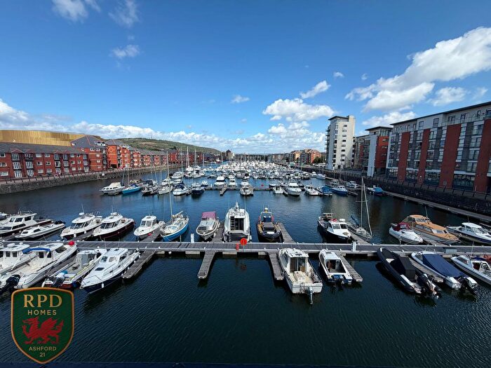 2 Bedroom Flat To Rent In Arethusa Quay, Maritime Quarter, Swansea, SA1