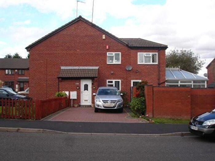 2 Bedroom Semi-Detached House To Rent In Clark Street, Birmingham, B16