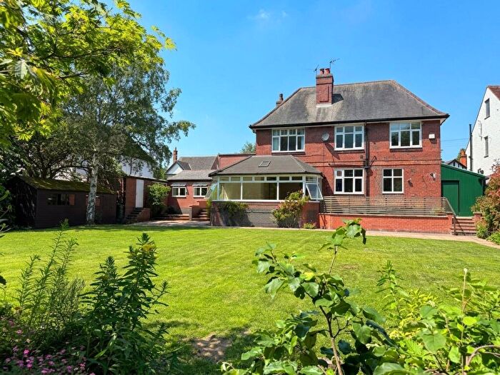 5 Bedroom Detached House For Sale In Westfield Road, Leicester, LE3