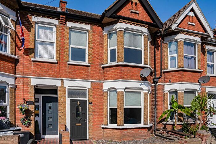 3 Bedroom Terraced House For Sale In Moseley Street, Southend-On-Sea, SS2