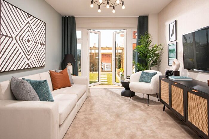4 Bedroom Detached House For Sale In Wyvern Road, Skipton, Yorkshire, BD23
