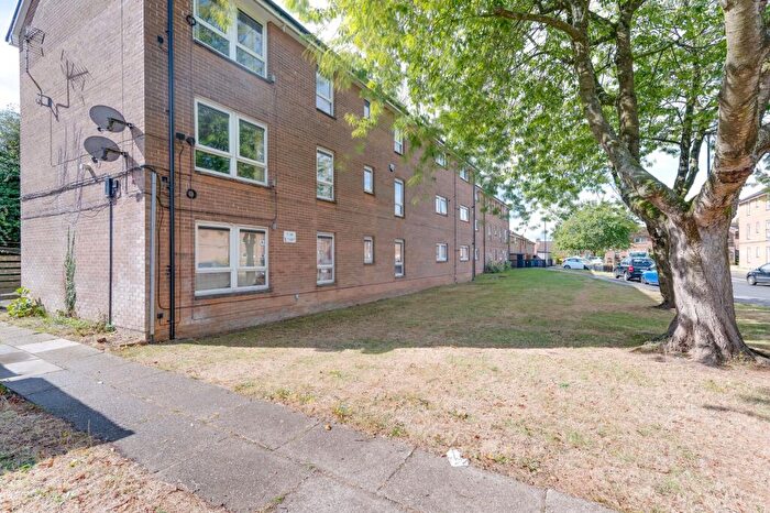 2 Bedroom Flat For Sale In Little Norton Avenue, Norton, S8