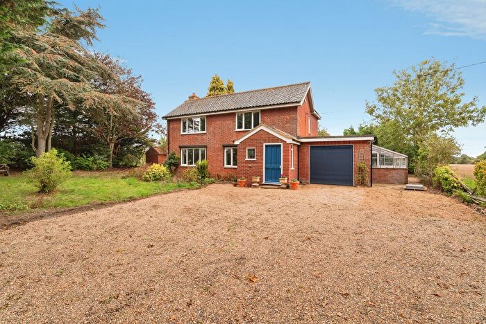 4 Bedroom Detached House For Sale In Hindolveston Road, Thurning, Dereham, Norfolk, NR20