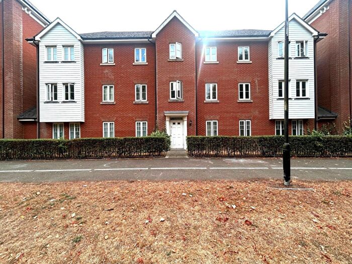 2 Bedroom Flat For Sale In Vitoria Mews, Colchester, CO2