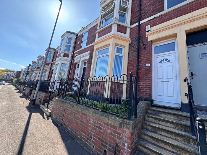2 Bedroom Flat To Rent In Sunderland Road, Gateshead, NE8