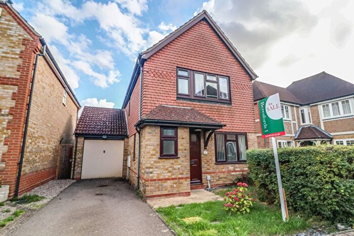 3 Bedroom Detached House For Sale In Long Meadow, Great Notley, CM77