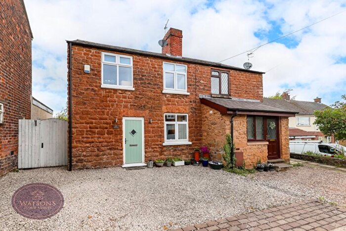 2 Bedroom Cottage For Sale In Sidney Street, Kimberley, Nottingham, NG16