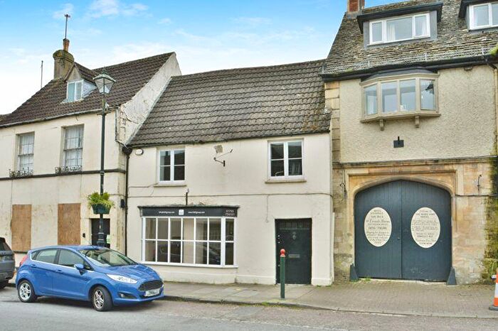 3 Bedroom Terraced House For Sale In High Street, Cricklade, Wiltshire, SN6