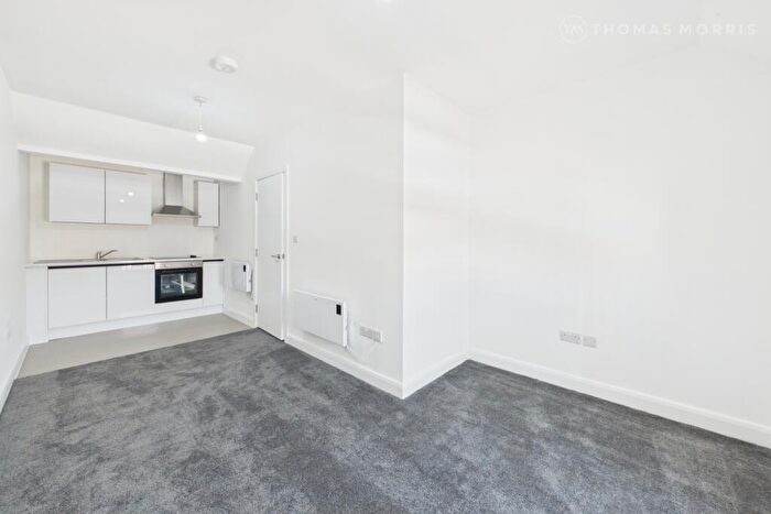 1 Bedroom Apartment To Rent In High Street, St. Neots, Cambridgeshire, PE19