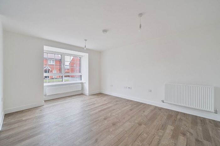 1 Bedroom Flat To Rent In Kingston Grange Drive, Upper Lighthorne, Leamington Spa, Warwickshire, CV33