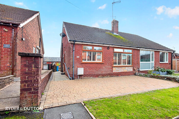 2 Bedroom Bungalow For Sale In Lime Grove, Royton, Oldham, Greater Manchester, OL2