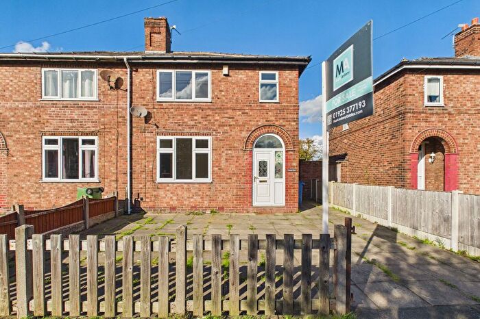 3 Bedroom Semi-Detached House For Sale In Morris Avenue, Warrington, WA4