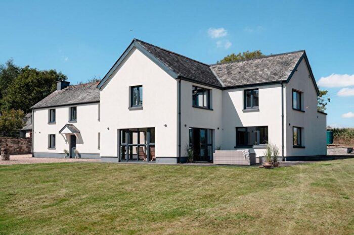 5 Bedroom Detached House For Sale In Queens Nympton, South Molton, EX36