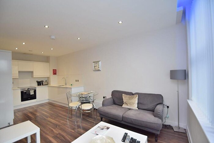 1 Bedroom Apartment To Rent In South Row, Centro, MK9