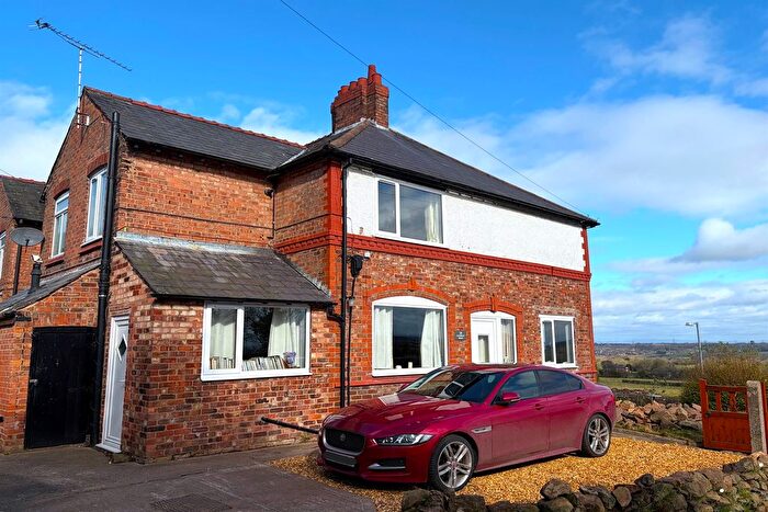 2 Bedroom End Of Terrace House To Rent In Kingsley Road, Frodsham, WA6