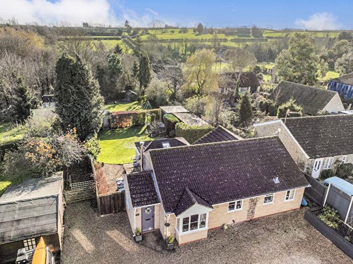 3 Bedroom Detached Bungalow For Sale In High Street, Little Bytham, NG33