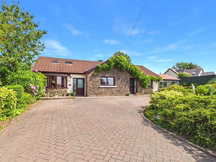 4 Bedroom Detached Bungalow For Sale In Thornberry Gardens, Ludchurch, SA67