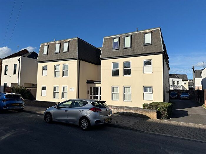 1 Bedroom Flat To Rent In Central Cheltenham, GL50