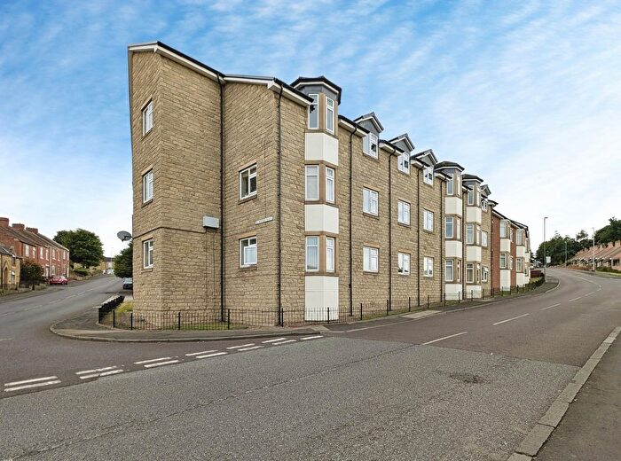 2 Bedroom Flat For Sale In Fairfield Place, Blaydon-On-Tyne, Tyne And Wear, NE21