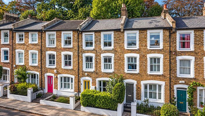 3 Bedroom Terraced House For Sale In Mount Ash Road, London, SE26