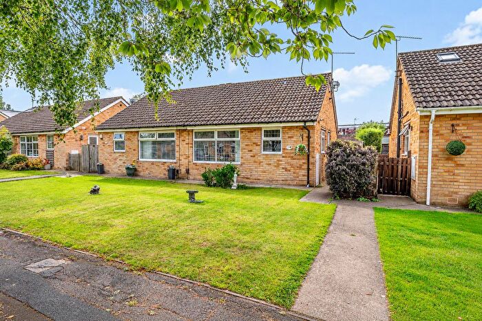 2 Bedroom Semi-Detached Bungalow For Sale In Silverdale Court, York, YO24