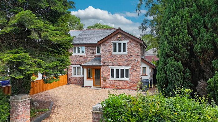 4 Bedroom Semi-Detached House For Sale In Berry Street, Skelmersdale, WN8