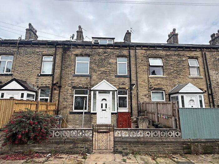 2 Bedroom Terraced House To Rent In Bell Hall Terrace, Halifax, Calderdale, HX1