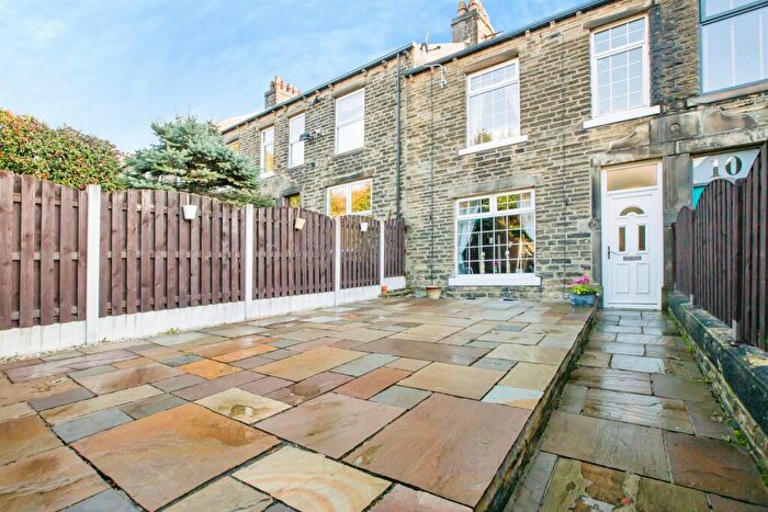 3 Bedroom Terraced House For Sale In Victoria Avenue, Sowerby Bridge, HX6