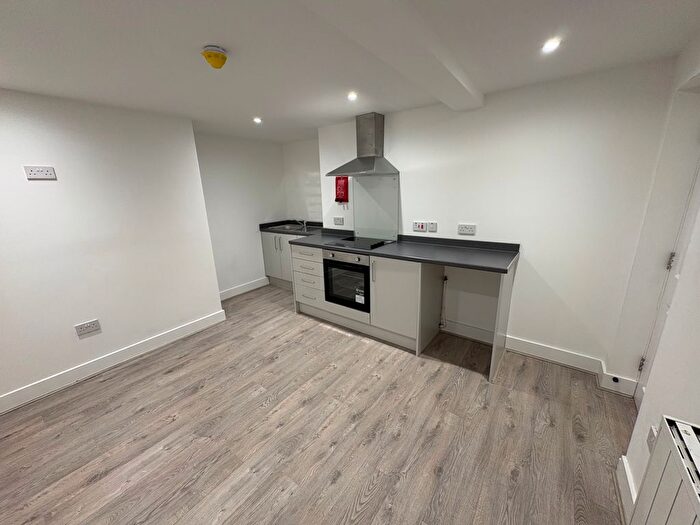 1 Bedroom Flat To Rent In Sackville St, Bradford, BD1