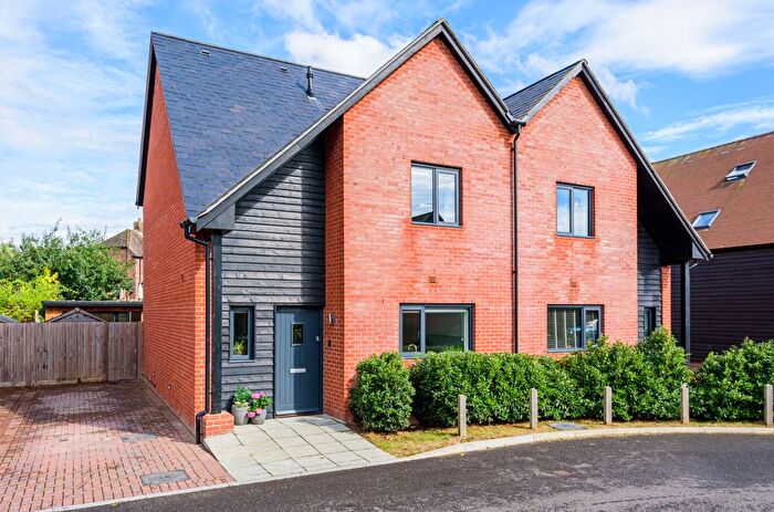 3 Bedroom Semi-Detached House For Sale In Station Drive, Sutton Scotney, Winchester, Hampshire, SO21