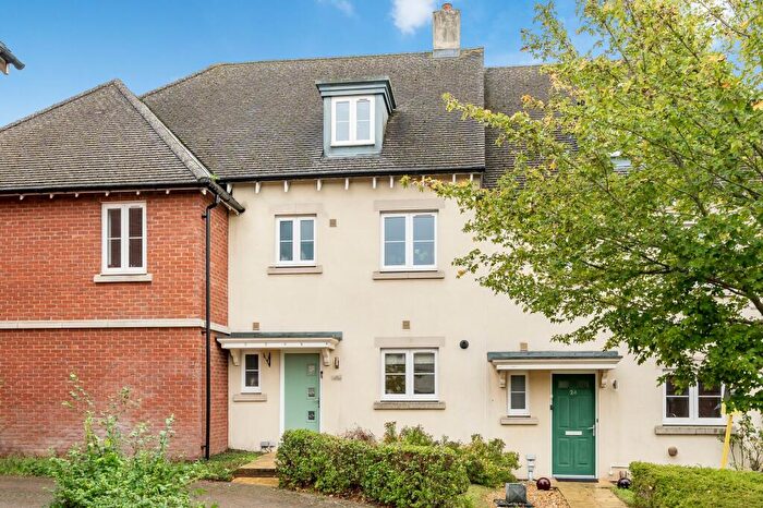 4 Bedroom Town House For Sale In Stalls Road, Andover, SP11