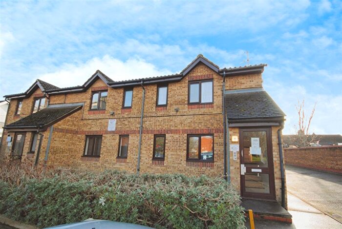 1 Bedroom Maisonette To Rent In Southwold Road, Watford, WD24