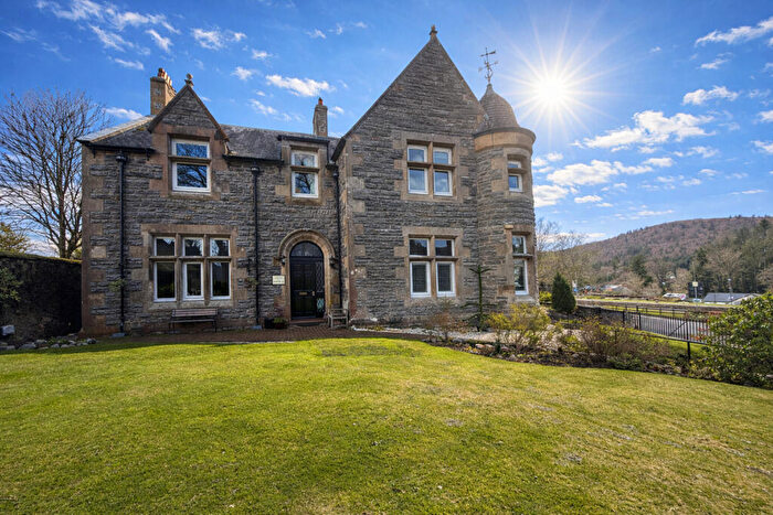 6 Bedroom Property For Sale In Bank House Bed & Breakfast & Bank House Apartment, Station Road, Fort Augustus., PH32