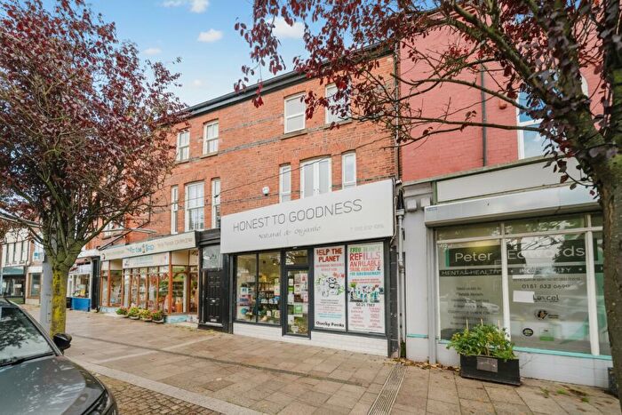 3 Bedroom Maisonette For Sale In Charles Road, Hoylake, Wirral, CH47
