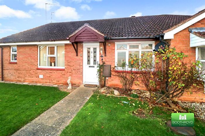 1 Bedroom Terraced Bungalow For Sale In Camelot Grove, Kenilworth, CV8