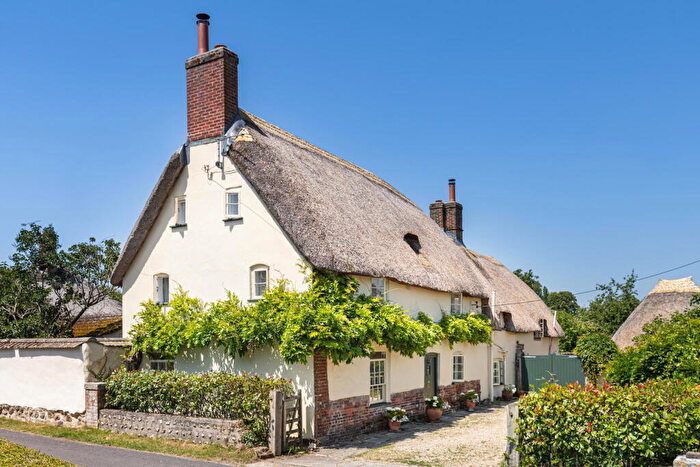 5 Bedroom Detached House For Sale In Briantspuddle, Dorset, DT2