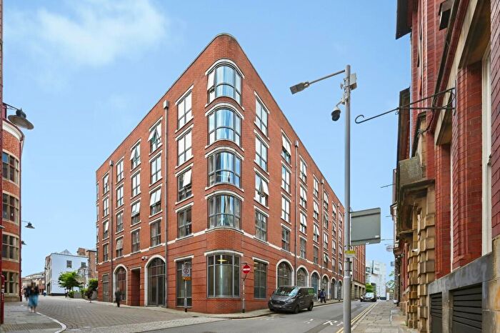 2 Bedroom Flat For Sale In St. Marys Gate, Nottingham, Nottinghamshire, NG1