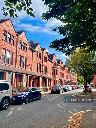 4 Bedroom Terraced House To Rent In Coronation Street, Salford, M5