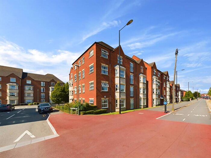 2 Bedroom Flat For Sale In Duckham Court, Coventry, CV6