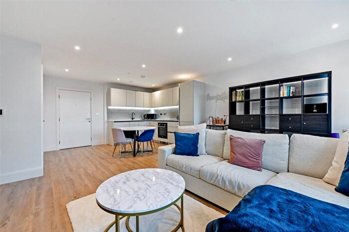 2 Bedroom Apartment To Rent In The Factory, Memorial Avenue, Slough, Berkshire, SL1