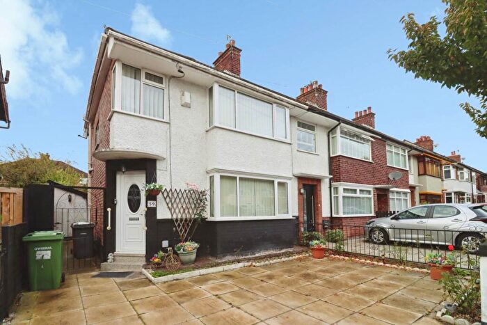 3 Bedroom Semi-Detached House For Sale In Rosefield Avenue, Bebington, CH63
